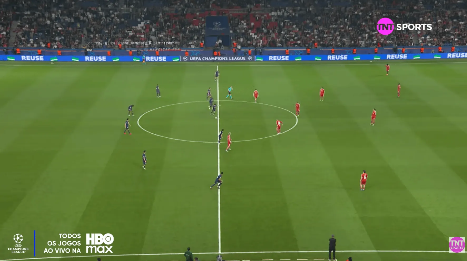 爱游戏官网-麦考伊斯特：世界最佳球队巴黎开球竟出底线，完全不敢相信